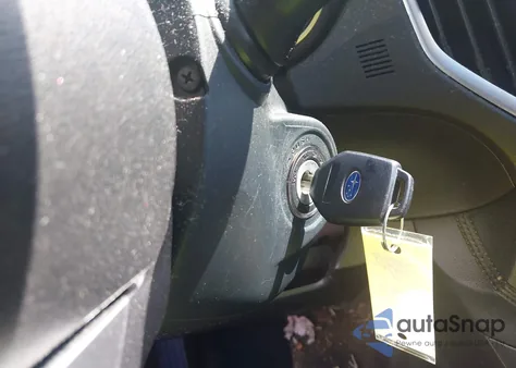 2018 Subaru Impreza 2.0I Premium z USA, uszkodzony, nr VIN 4S3GKAB64J3600018